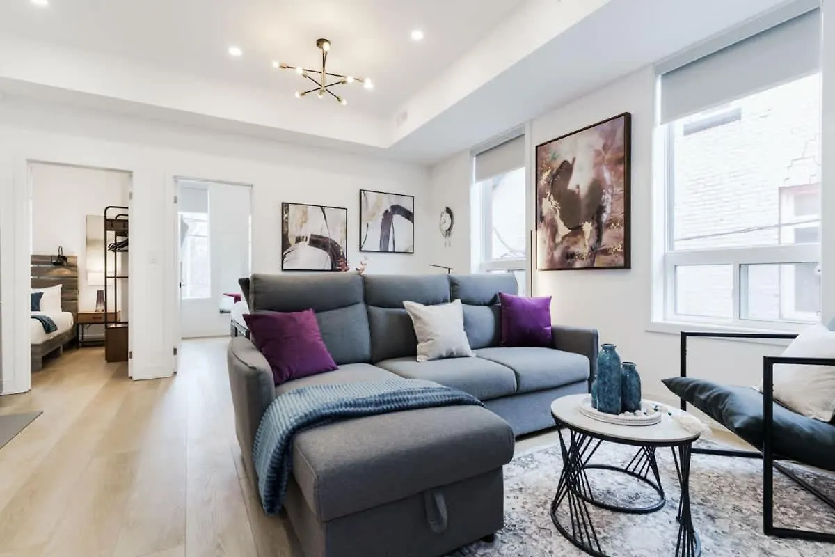 New Elegant Suite For 8 W Patio - Heart Of Toronto